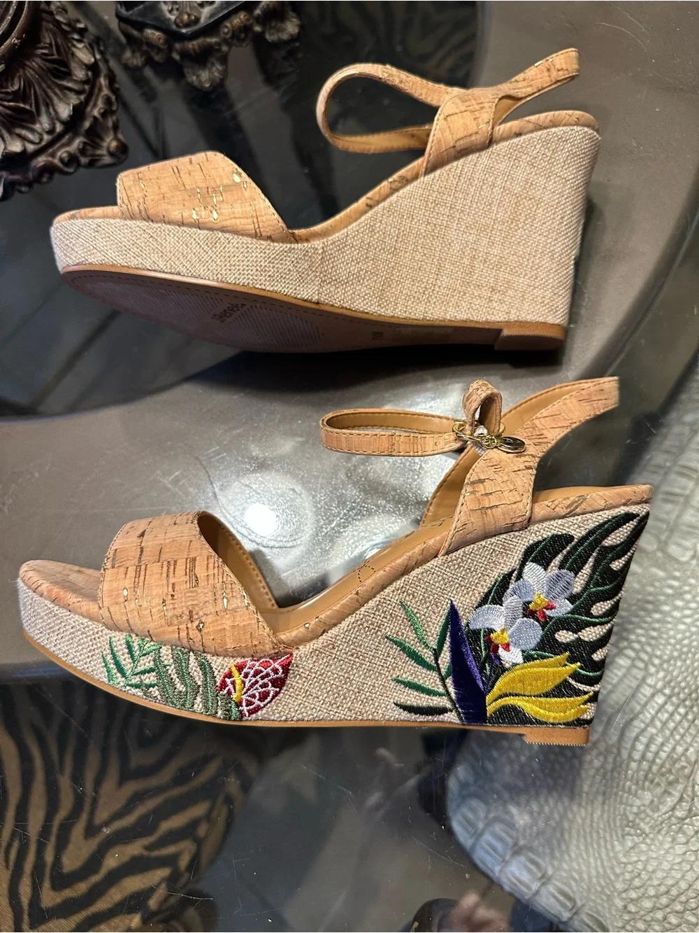 Embroidered Tan Platform Wedge Sandals with Floral Detail